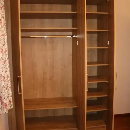 アパート Falch Simone サンクト・アントン・アム・アールベルク